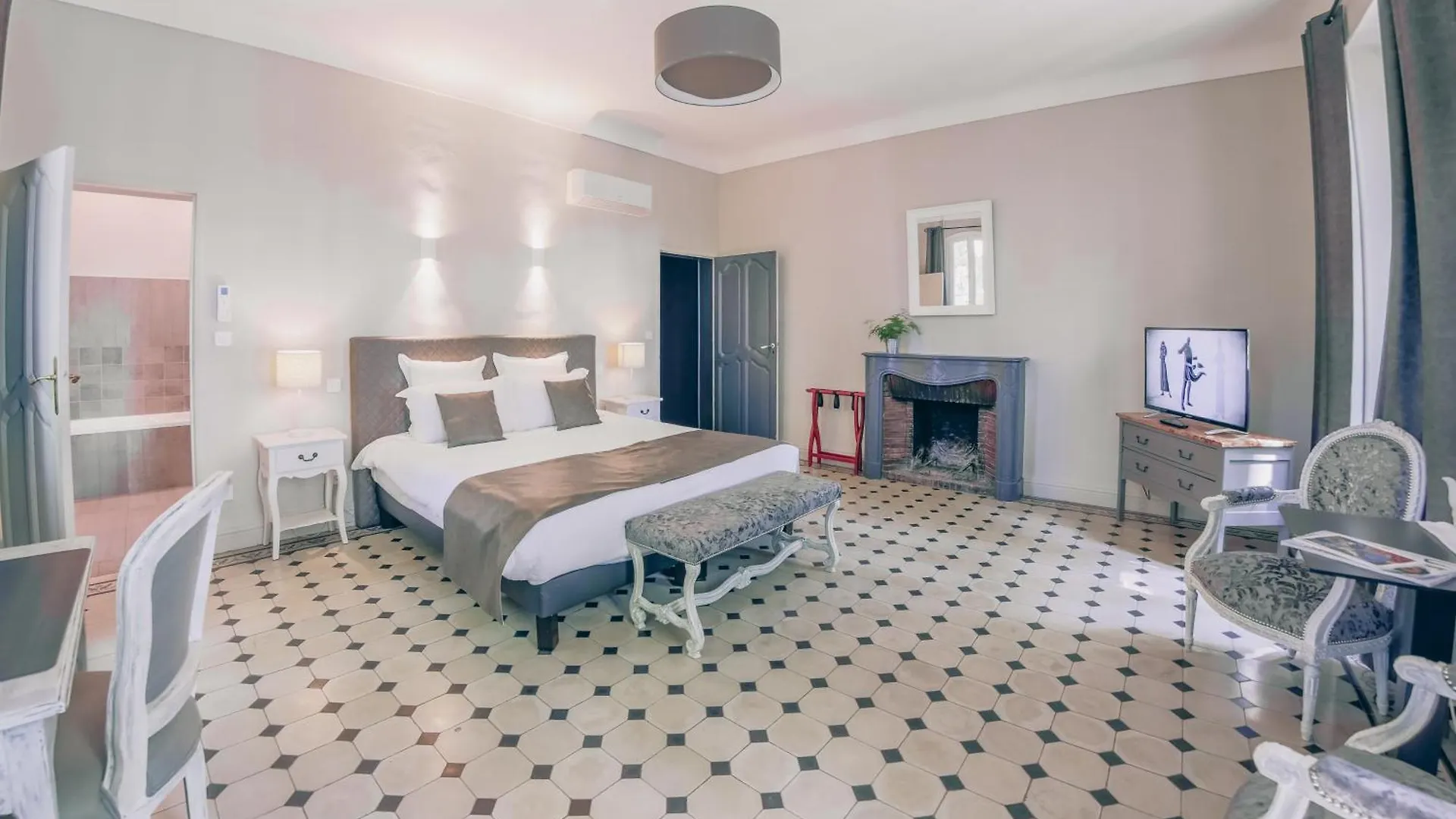 Auberge De La Treille - Chambres D'Hotes 아비뇽 B&B