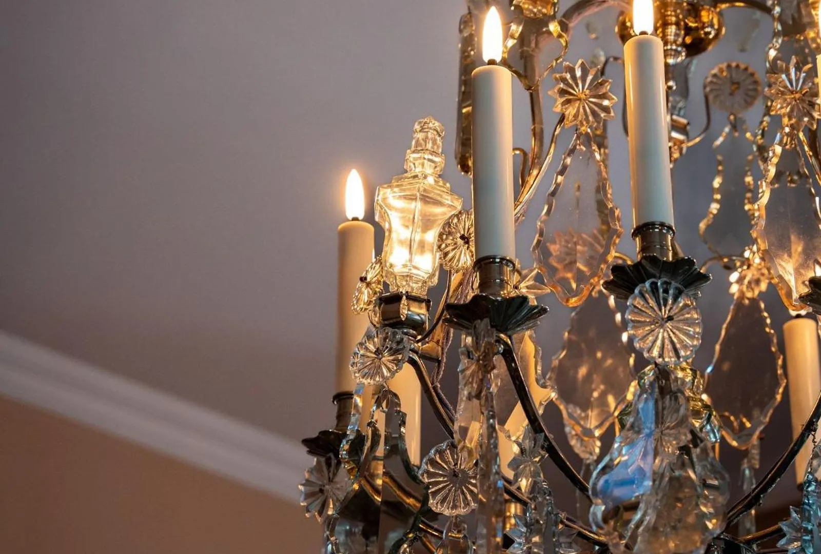 Auberge De La Treille - Chambres D'Hotes Avignon Bed & Breakfast